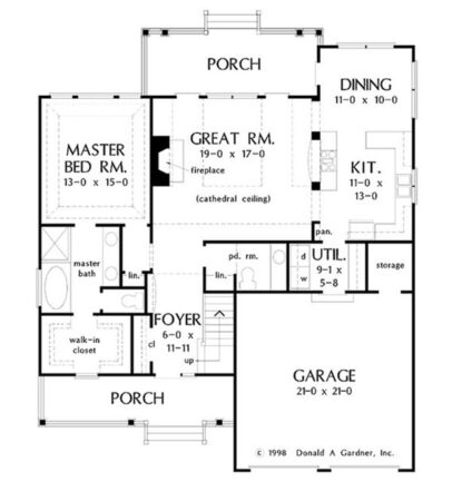 plano de casa de 3 dormitorios